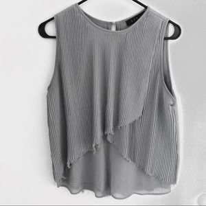 Sleeveless blouse